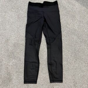 Lululemon Black shine Leggings size 6